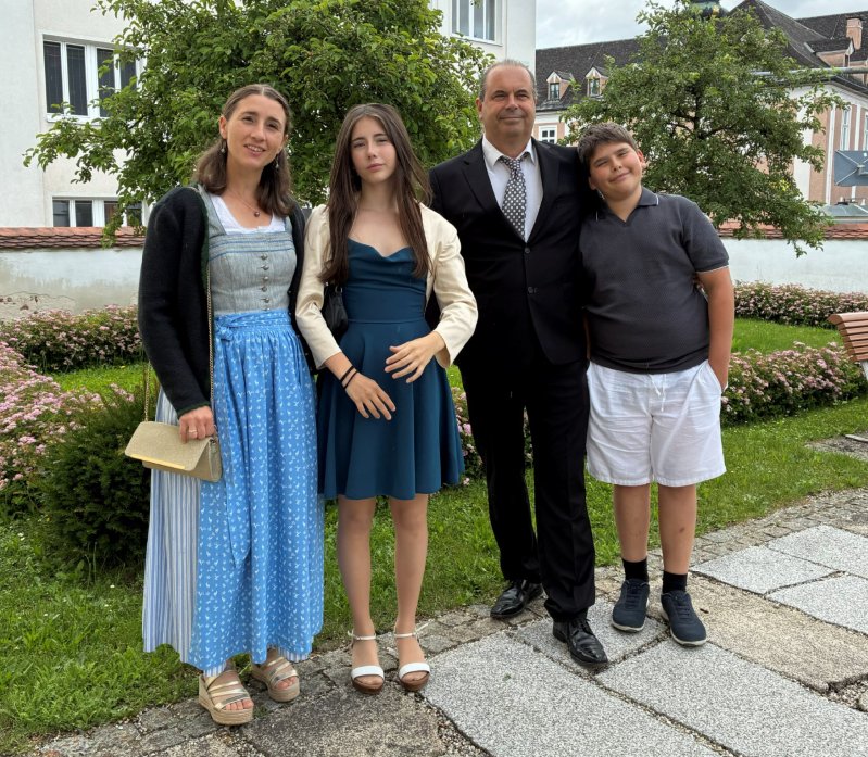Markus Stadlbauer mit seiner Familie